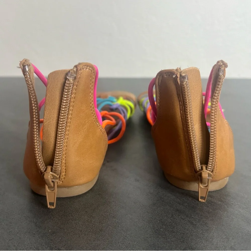 Steve Madden JTina Girls Size 2 Bright Rainbow Gladiator Sandals Back‎ Zip
